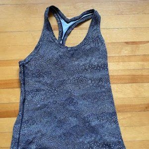 Lulu fitted tank